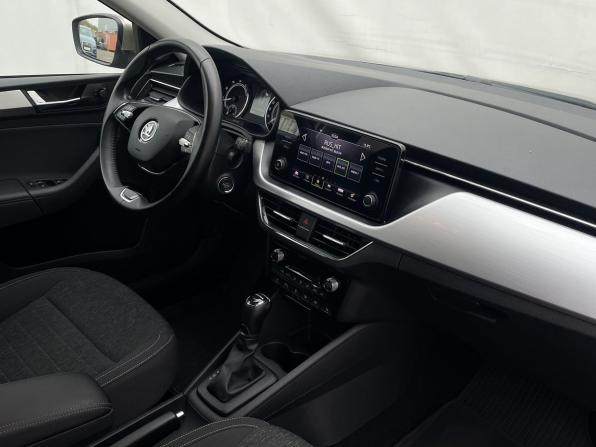 Skoda Rapid II с пробегом 2021 года, цена 1 799 000 рублей, 79156 км, лифтбек, Автокод Объявления