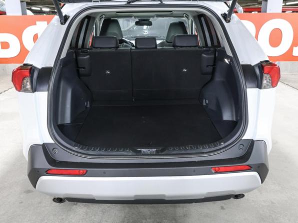 Toyota RAV4 V (XA50) с пробегом 2024 года, цена 3 798 000 рублей, 40964 км, внедорожник, Автокод Объявления