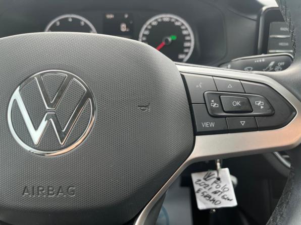 Volkswagen Polo VI с пробегом 2021 года, цена 1 683 000 рублей, 76129 км, лифтбек, Автокод Объявления