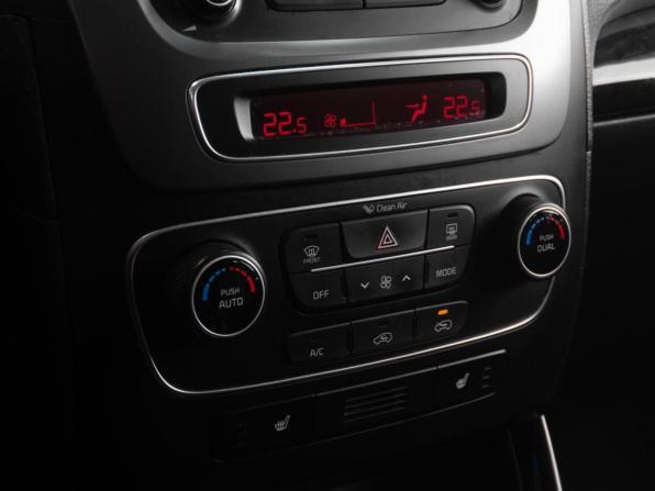 Kia Sorento II Рестайлинг с пробегом 2015 года, цена 1 869 000 рублей, 180442 км, внедорожник, Автокод Объявления