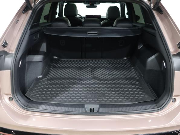Volkswagen Tiguan III (China Market) с пробегом 2024 года, цена 4 500 000 рублей, 16741 км, внедорожник, Автокод Объявления