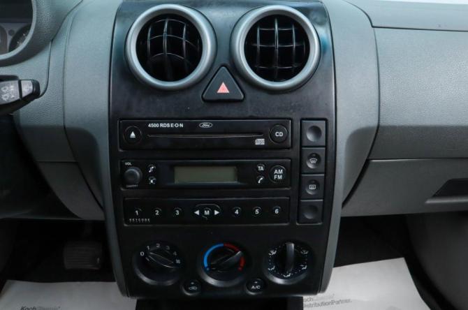 Ford Fusion I с пробегом 2003 года, цена 379 000 рублей, 320000 км, хэтчбек, Автокод Объявления