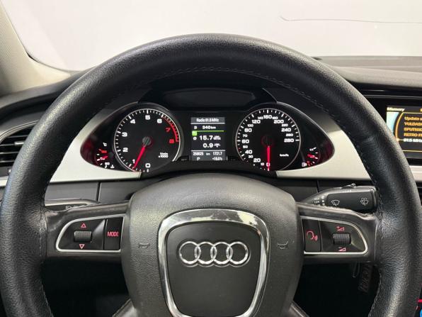 Audi A4 IV (B8) с пробегом 2011 года, цена 990 000 рублей, 258620 км, седан, Автокод Объявления