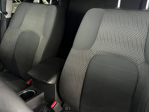 Nissan Navara (Frontier) III (D40) Рестайлинг с пробегом 2012 года, цена 1 610 000 рублей, 299797 км, offers.body_type.unknown, Автокод Объявления