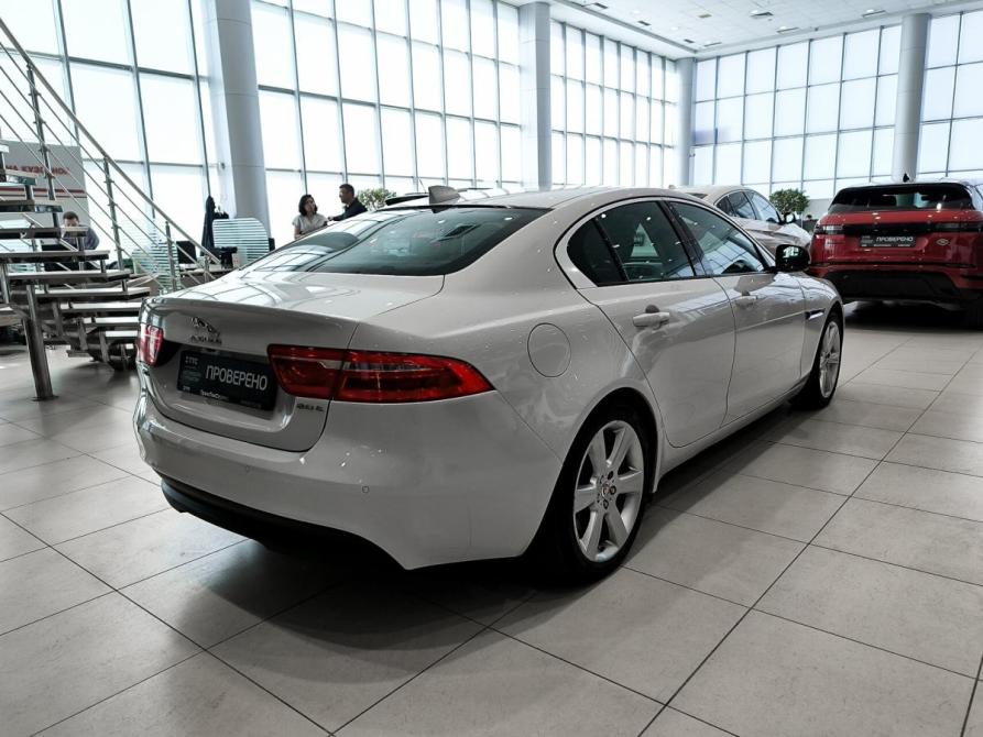 Jaguar XE I Казань  - изображение 6