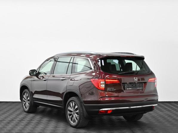 Honda Pilot III с пробегом 2016 года, цена 3 199 000 рублей, 85000 км, внедорожник, Автокод Объявления