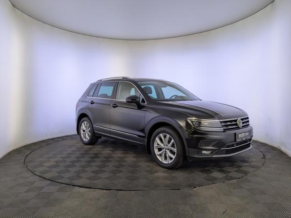 Volkswagen Tiguan II с пробегом 2018 года, цена 2 650 000 рублей, 168658 км, внедорожник, Автокод Объявления