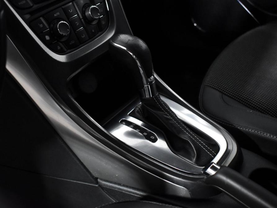 Opel Astra J Санкт-Петербург  - изображение 12