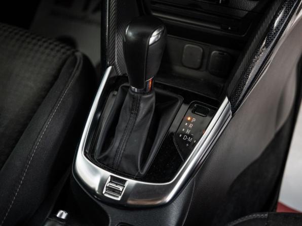 Mazda Demio IV (DJ) с пробегом 2017 года, цена 825 000 рублей, 259613 км, хэтчбек, Автокод Объявления