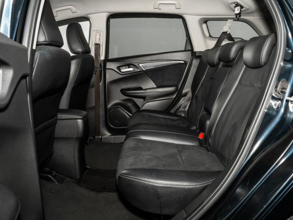 Honda Shuttle II с пробегом 2016 года, цена 1 235 300 рублей, 124475 км, универсал, Автокод Объявления