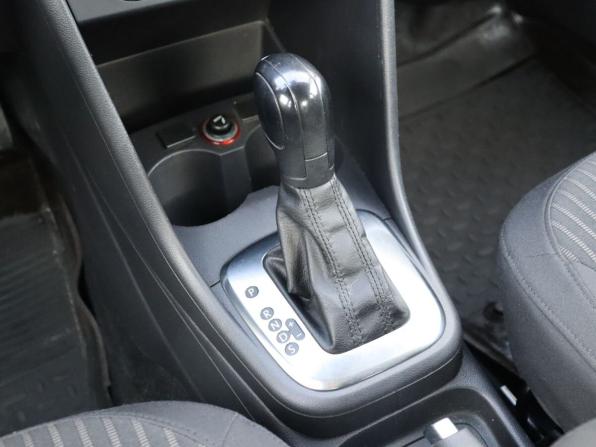 Volkswagen Polo V с пробегом 2012 года, цена 779 000 рублей, 90102 км, седан, Автокод Объявления