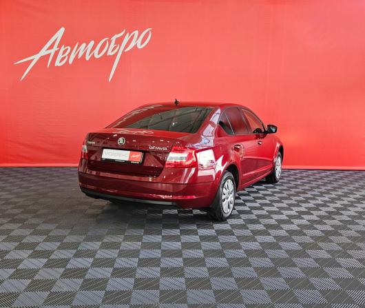 Skoda Octavia III (A7) Рестайлинг с пробегом 2017 года, цена 1 549 000 рублей, 155656 км, лифтбек, Автокод Объявления