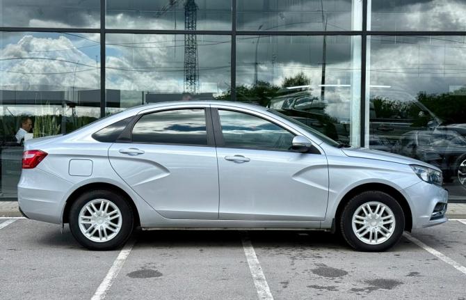 Lada (ВАЗ) Vesta I с пробегом 2017 года, цена 828 000 рублей, 117414 км, седан, Автокод Объявления