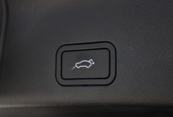 Geely Atlas Pro с пробегом 2023 года, цена 1 980 000 рублей, 40401 км, внедорожник, Автокод Объявления