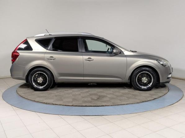 Kia Ceed I Рестайлинг с пробегом 2011 года, цена 799 900 рублей, 167000 км, универсал, Автокод Объявления