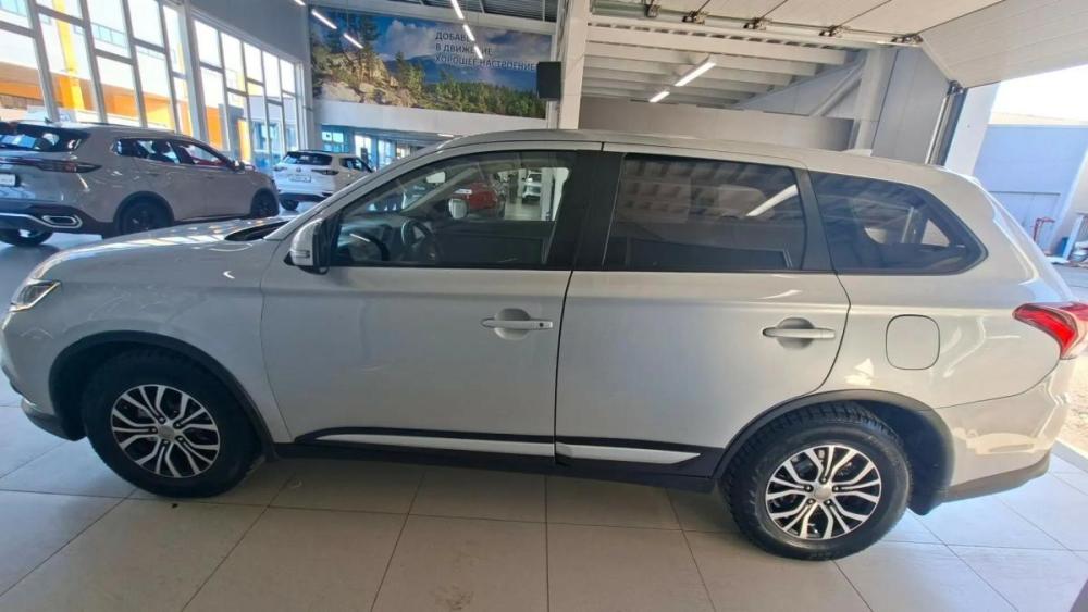 Mitsubishi Outlander III Рестайлинг 2 Уфа  - изображение 4