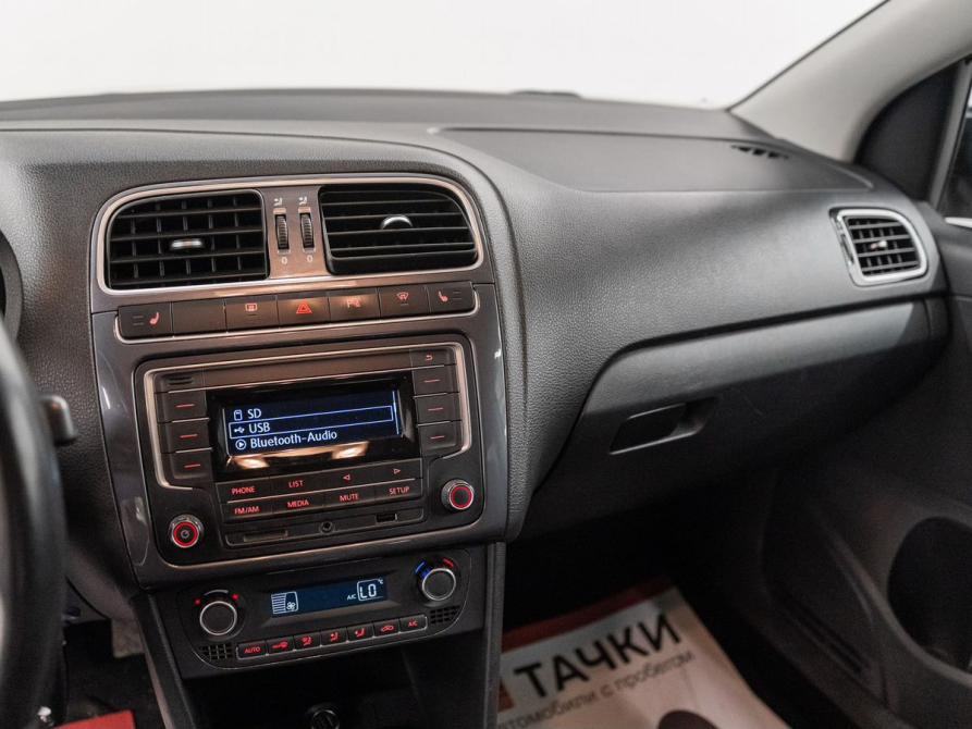 Volkswagen Polo V Рестайлинг Красноярск  - изображение 12