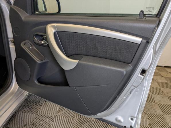Nissan Terrano III (D10) с пробегом 2018 года, цена 1 400 000 рублей, 142282 км, внедорожник, Автокод Объявления
