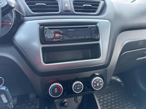 Kia Rio III Рестайлинг с пробегом 2015 года, цена 1 019 517 рублей, 90986 км, хэтчбек, Автокод Объявления