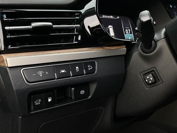 Kia Mohave I Рестайлинг 2 с пробегом 2020 года, цена 4 499 000 рублей, 99780 км, внедорожник, Автокод Объявления
