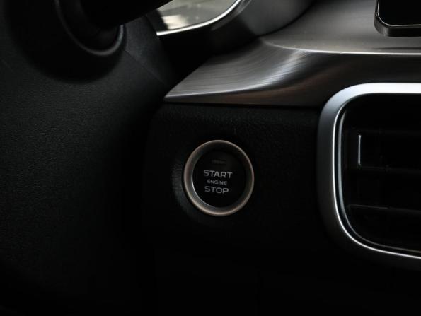 Geely Coolray I с пробегом 2023 года, цена 1 999 000 рублей, 51417 км, внедорожник, Автокод Объявления