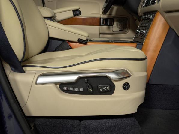 Land Rover Range Rover III Рестайлинг 2 с пробегом 2012 года, цена 2 150 000 рублей, 305000 км, внедорожник, Автокод Объявления