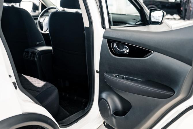 Nissan Qashqai II с пробегом 2018 года, цена 1 580 000 рублей, 101290 км, внедорожник, Автокод Объявления