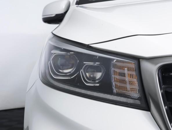 Kia Carnival III с пробегом 2018 года, цена 2 790 000 рублей, 117548 км, минивэн, Автокод Объявления