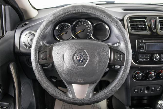 Renault Logan II с пробегом 2016 года, цена 819 000 рублей, 100730 км, седан, Автокод Объявления