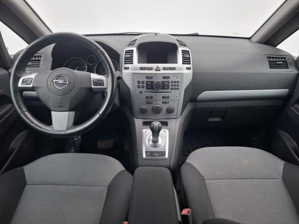 Opel Zafira B Рестайлинг с пробегом 2012 года, цена 700 000 рублей, 140544 км, компактвэн, Автокод Объявления