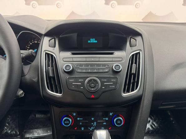 Ford Focus III Рестайлинг с пробегом 2015 года, цена 890 000 рублей, 256385 км, универсал, Автокод Объявления