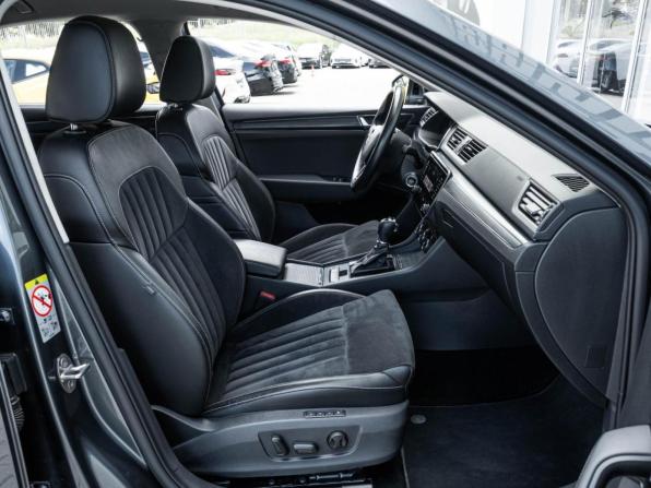 Skoda Superb III Рестайлинг с пробегом 2019 года, цена 2 500 000 рублей, 147478 км, лифтбек, Автокод Объявления