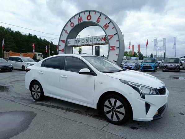Kia Rio IV Рестайлинг с пробегом 2020 года, цена 1 666 995 рублей, 88201 км, седан, Автокод Объявления