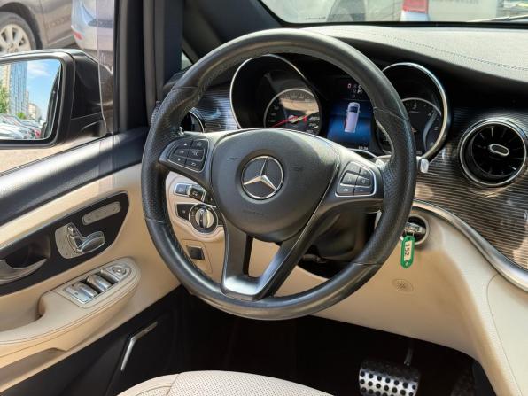 Mercedes-Benz V-Класс III (W447) Рестайлинг с пробегом 2020 года, цена 4 499 000 рублей, 229000 км, минивэн, Автокод Объявления