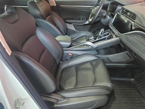 Geely Atlas Pro с пробегом 2022 года, цена 2 035 000 рублей, 50681 км, внедорожник, Автокод Объявления