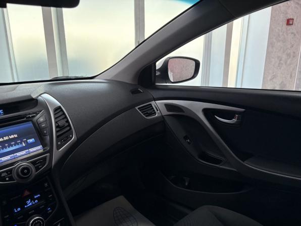 Hyundai Elantra V (MD) с пробегом 2014 года, цена 1 045 000 рублей, 172995 км, седан, Автокод Объявления