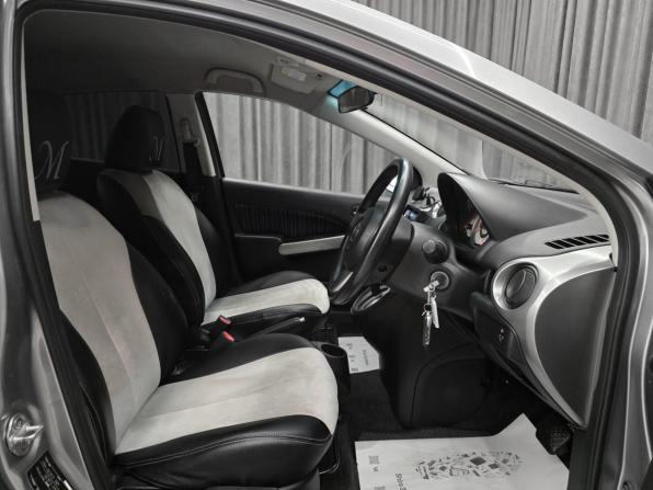 Mazda Demio III (DE) с пробегом 2010 года, цена 680 000 рублей, 120000 км, хэтчбек, Автокод Объявления