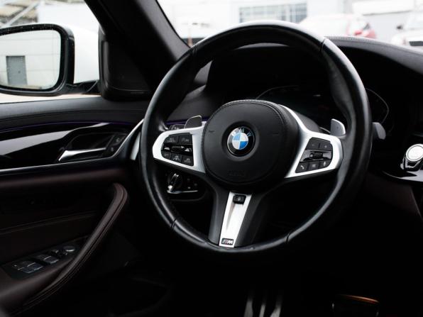 BMW 5 серии VII (G30/G31/G38) Рестайлинг с пробегом 2021 года, цена 4 499 000 рублей, 105500 км, седан, Автокод Объявления