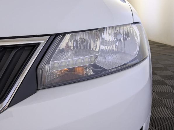 Skoda Rapid I Рестайлинг с пробегом 2019 года, цена 1 349 000 рублей, 77246 км, лифтбек, Автокод Объявления