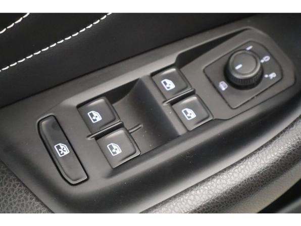 Volkswagen Passat B8 Рестайлинг с пробегом 2021 года, цена 2 756 200 рублей, 138361 км, седан, Автокод Объявления