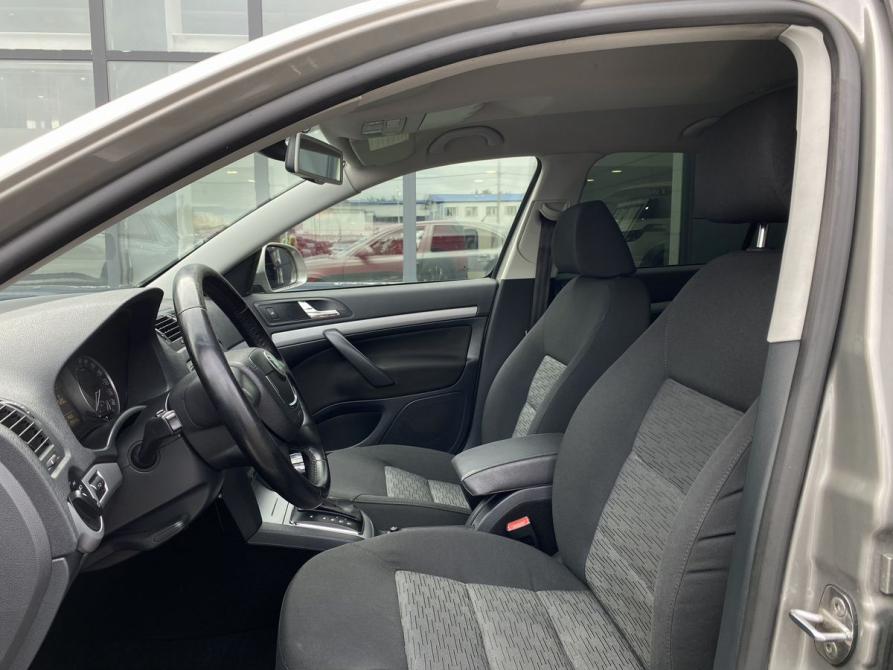 Skoda Octavia II (A5) Рестайлинг Москва  - изображение 17