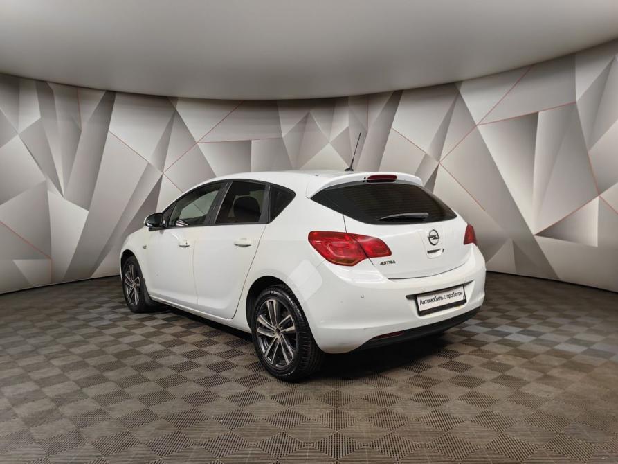 Opel Astra J Москва  - изображение 3