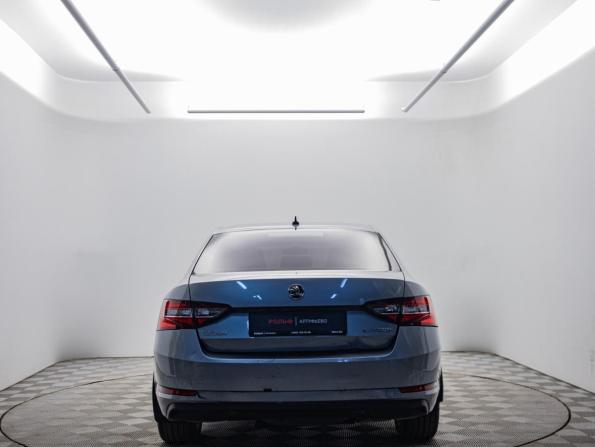 Skoda Superb III с пробегом 2019 года, цена 2 263 000 рублей, 75089 км, лифтбек, Автокод Объявления