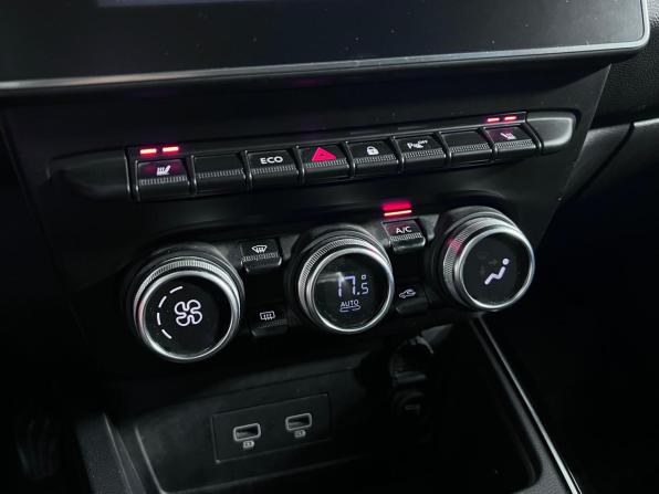 Renault Duster II с пробегом 2021 года, цена 1 547 000 рублей, 211020 км, внедорожник, Автокод Объявления