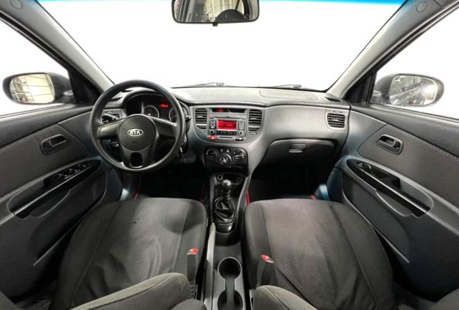 Kia Rio II Рестайлинг с пробегом 2010 года, цена 460 000 рублей, 219647 км, седан, Автокод Объявления