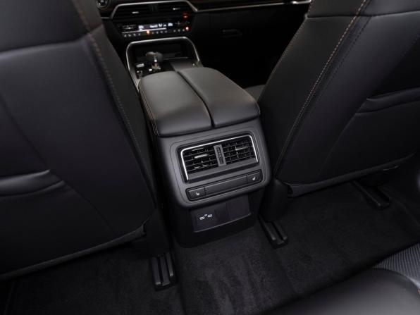 Mazda CX-60 с пробегом 2025 года, цена 6 500 000 рублей, 19 км, внедорожник, Автокод Объявления