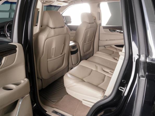 Cadillac Escalade IV с пробегом 2018 года, цена 6 340 000 рублей, 83870 км, внедорожник, Автокод Объявления