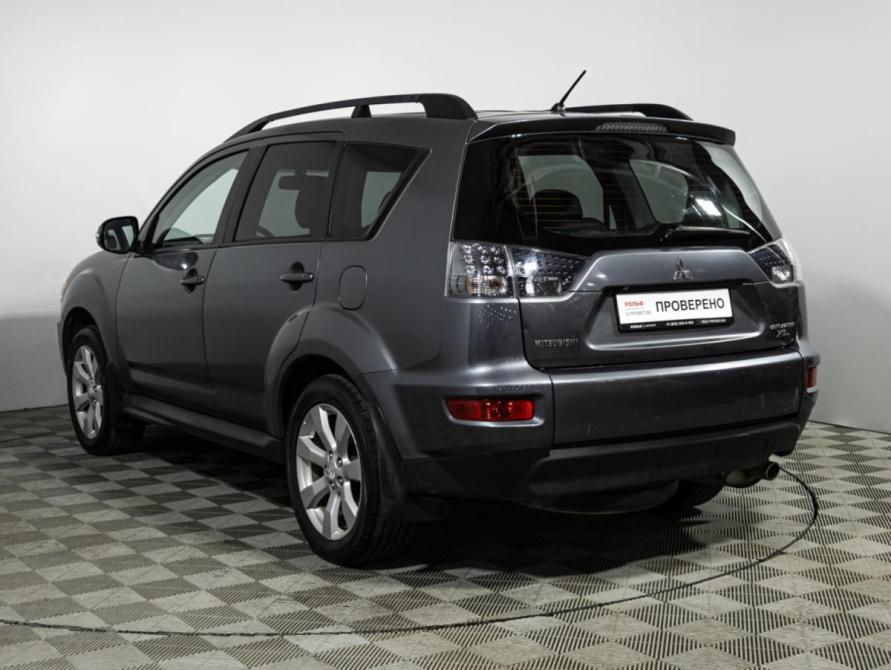 Mitsubishi Outlander II Рестайлинг Санкт-Петербург  - изображение 7