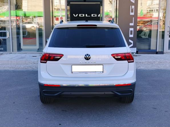 Volkswagen Tiguan II Рестайлинг с пробегом 2021 года, цена 2 650 000 рублей, 73494 км, внедорожник, Автокод Объявления
