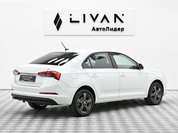 Skoda Rapid II с пробегом 2021 года, цена 759 000 рублей, 52649 км, лифтбек, Автокод Объявления
